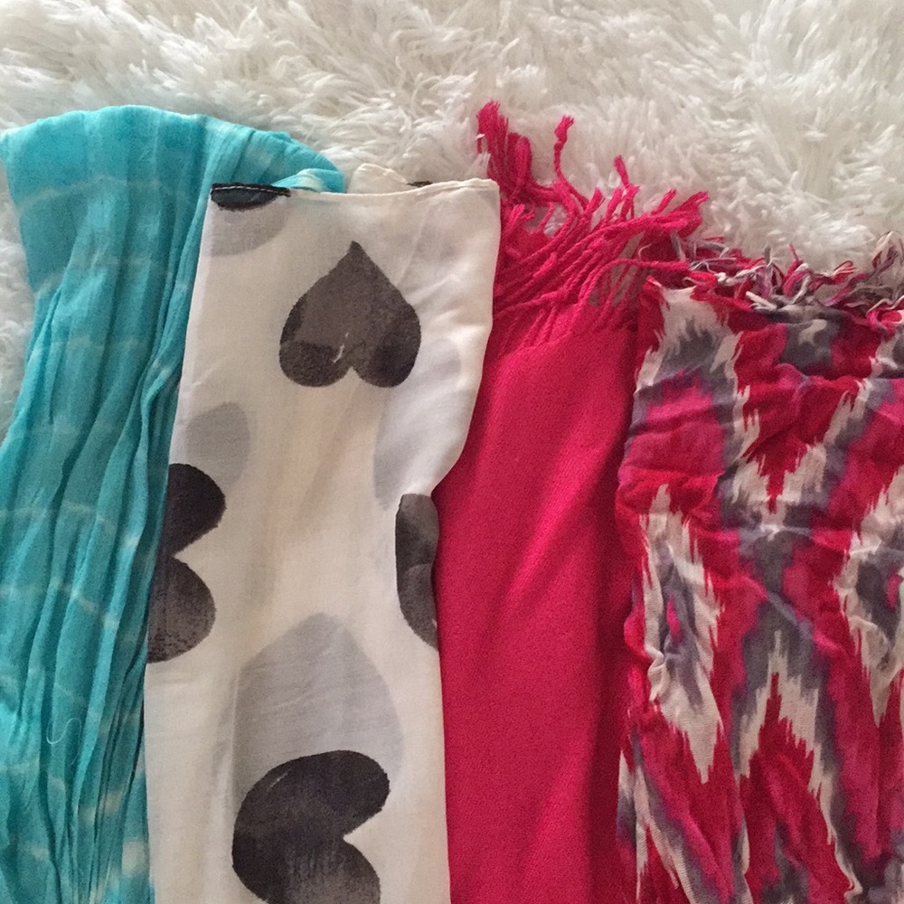 Scarf Bundle ⭐️⭐️
